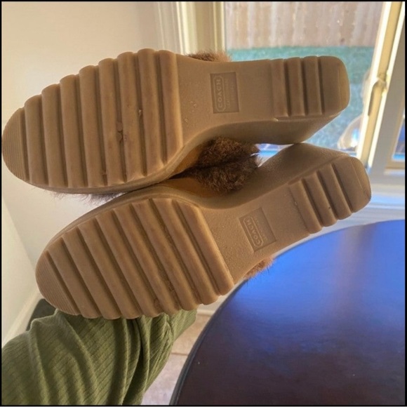 COACH Genuine Fur Wedges - Picture 5 of 6